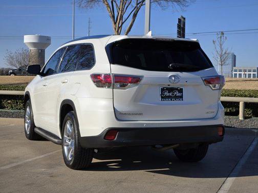 2016 Toyota Highlander Limited Platinum