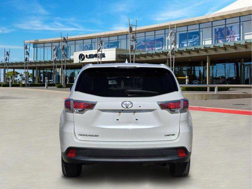 2016 Toyota Highlander Limited Platinum