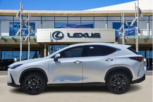 2025 Lexus NX 450h+ Luxury