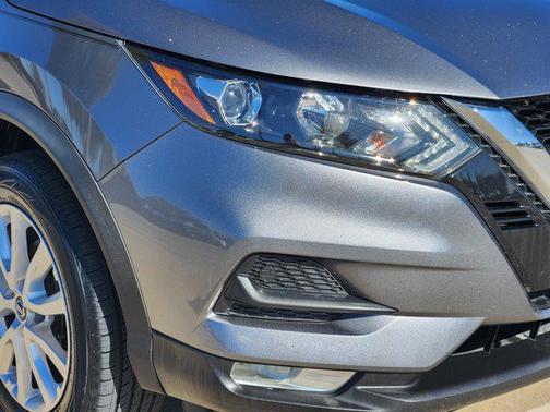 2021 Nissan Rogue Sport SV