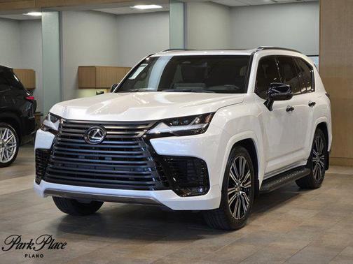 2025 Lexus LX 700h Luxury