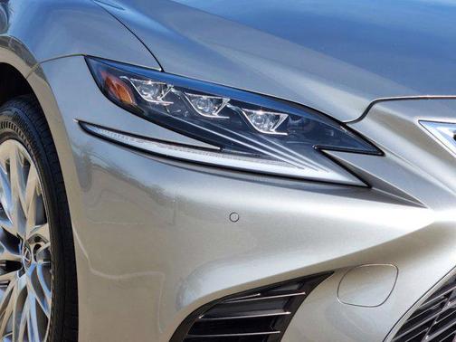 2019 Lexus LS 500 Base