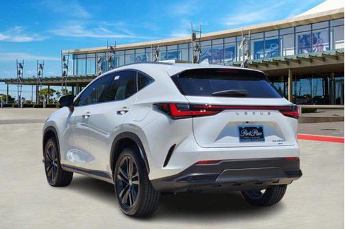 2025 Lexus NX 450h+ Luxury