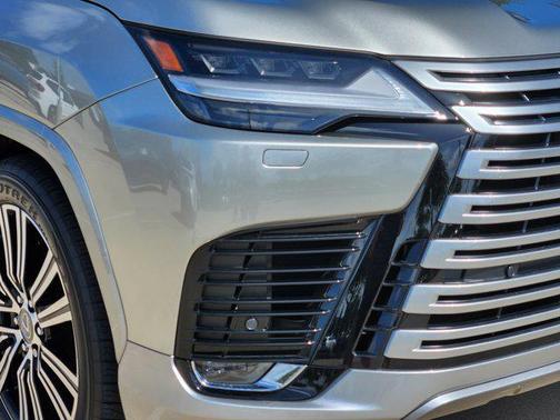 2024 Lexus LX 600 Luxury