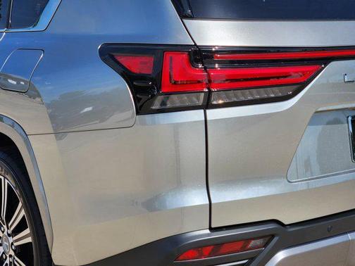 2024 Lexus LX 600 Luxury