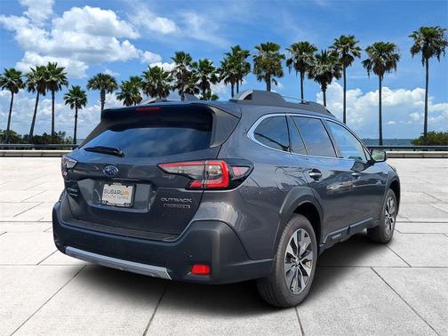 2025 Subaru Outback Touring XT