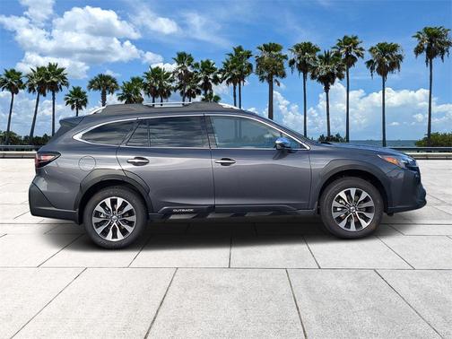2025 Subaru Outback Touring XT