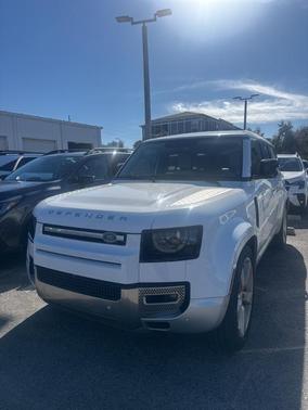 2023 Land Rover Defender First Edition