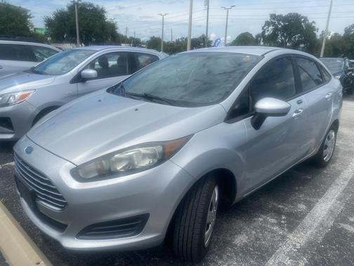 2016 Ford Fiesta S