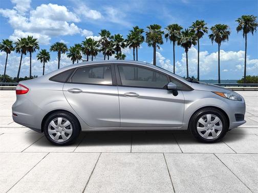 2016 Ford Fiesta S