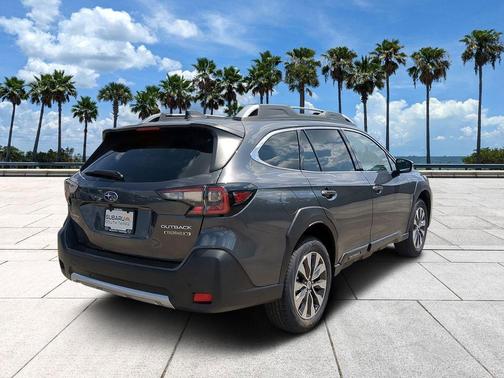 2025 Subaru Outback Touring XT