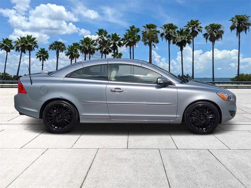 2013 Volvo C70 T5 Premier Plus