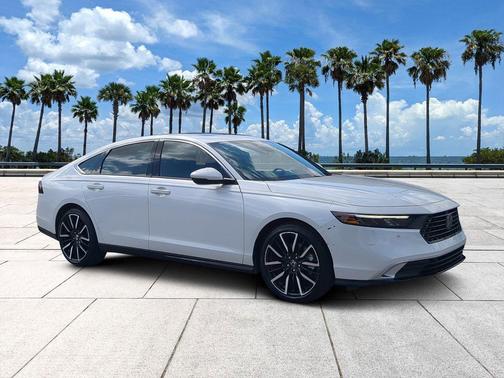 2023 Honda Accord Hybrid Touring