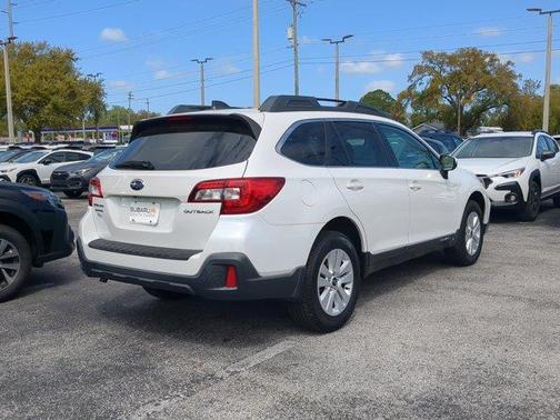 2018 Subaru Outback 2.5i Premium