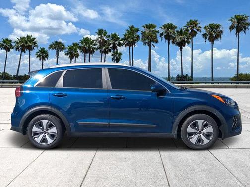 2020 Kia Niro LX