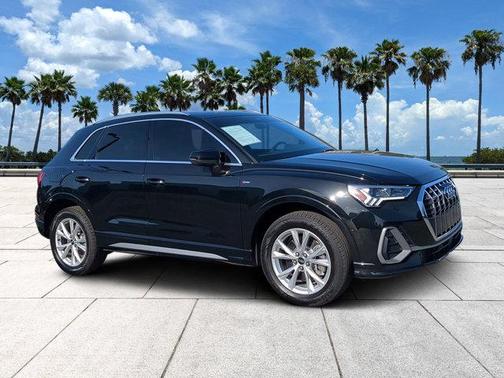2023 Audi Q3 45 S line Premium