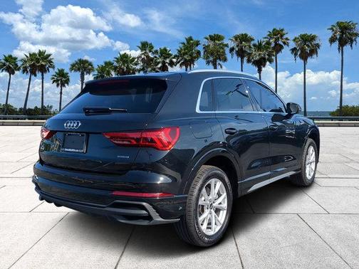 2023 Audi Q3 45 S line Premium