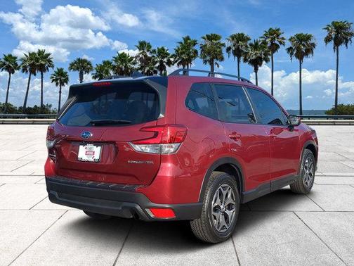 2024 Subaru Forester Premium
