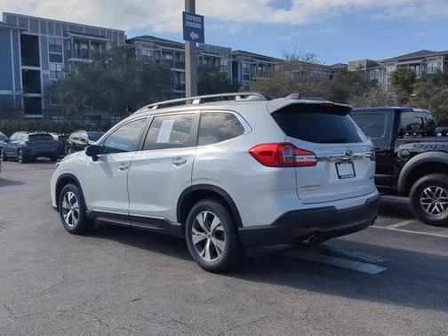 2022 Subaru Ascent Premium 8-Passenger