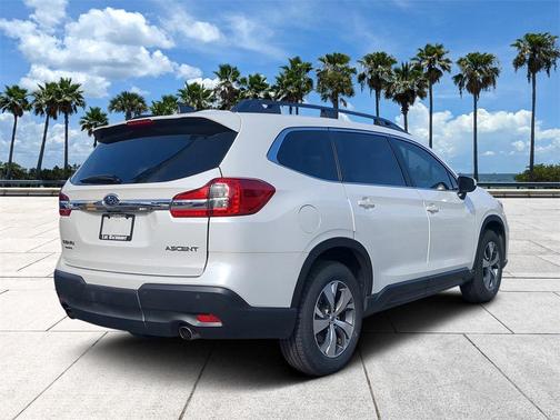 2022 Subaru Ascent Premium 8-Passenger