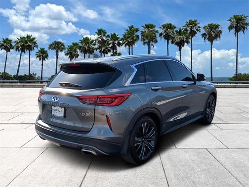 2021 INFINITI QX50 Luxe