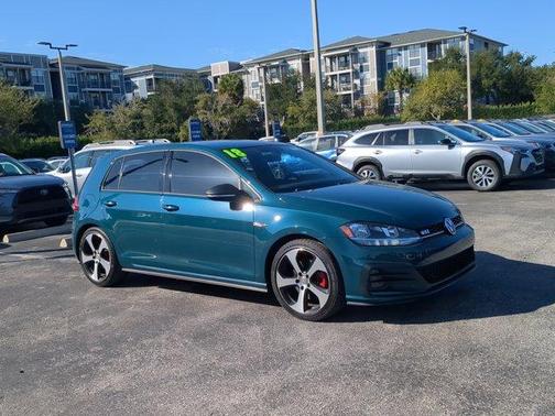 2018 Volkswagen Golf GTI 2.0T S 4-Door