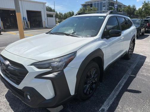 White 2025 Subaru Outback Onyx Edition XT
