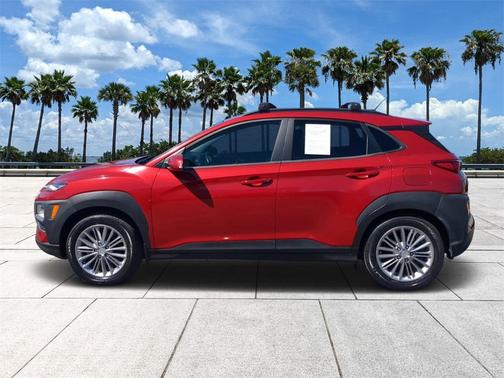 2021 Hyundai KONA SEL