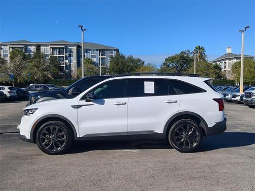 2022 Kia Sorento X-Line EX