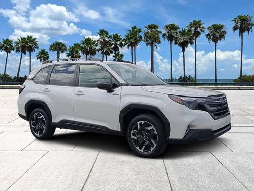 2025 Subaru Forester Hybrid Premium