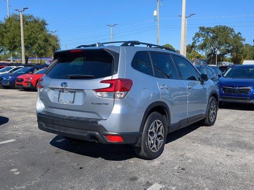2022 Subaru Forester Premium