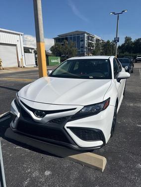 2021 Toyota Camry SE
