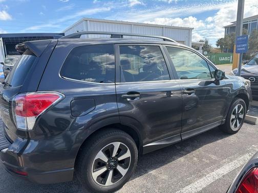 2017 Subaru Forester 2.5i Limited