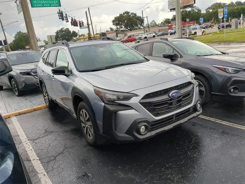 2025 Subaru Outback Premium