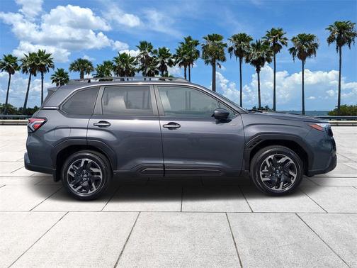 2025 Subaru Forester Hybrid Premium Hybrid