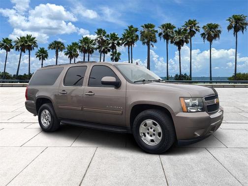 2014 Chevrolet Suburban 1500 LT