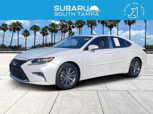 2018 Lexus ES 300h Base