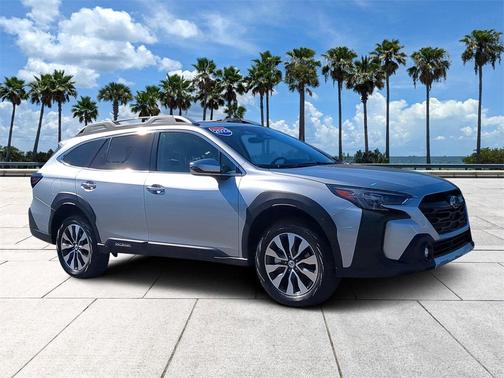 2023 Subaru Outback Touring