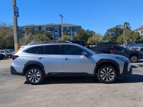 2023 Subaru Outback Touring