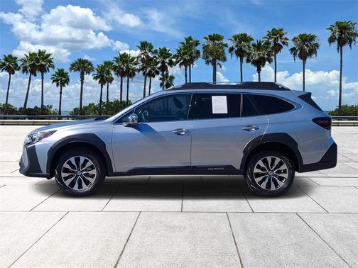 2023 Subaru Outback Touring