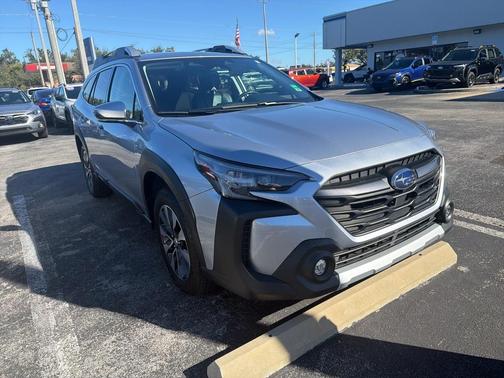 2023 Subaru Outback Touring