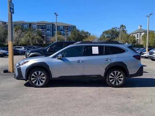 2023 Subaru Outback Touring