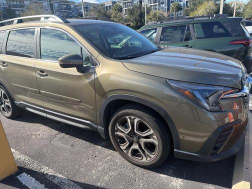 2023 Subaru Ascent Limited 8-Passenger