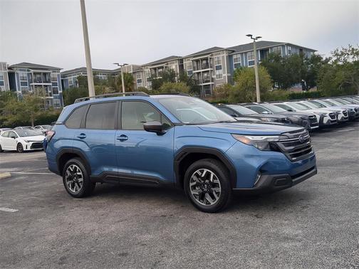 2025 Subaru Forester Premium