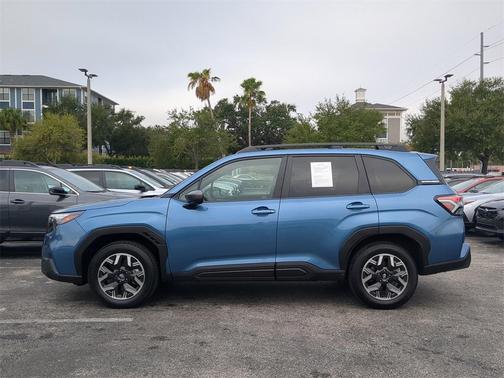2025 Subaru Forester Premium