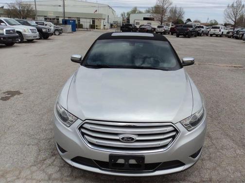 Ingot Silver Metallic 2015 Ford Taurus Limited