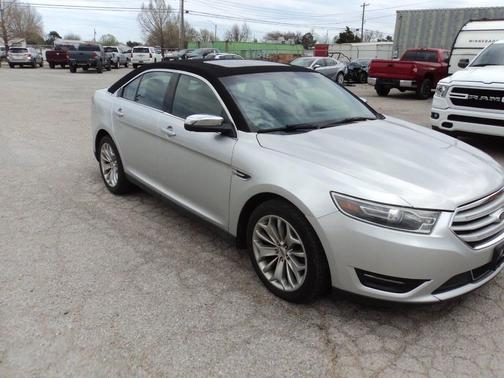 Ingot Silver Metallic 2015 Ford Taurus Limited
