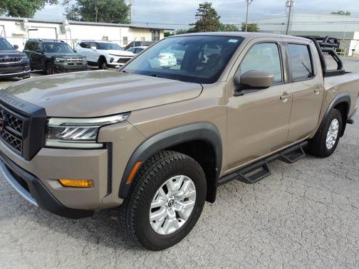 Tan 2022 Nissan Frontier PRO-4X