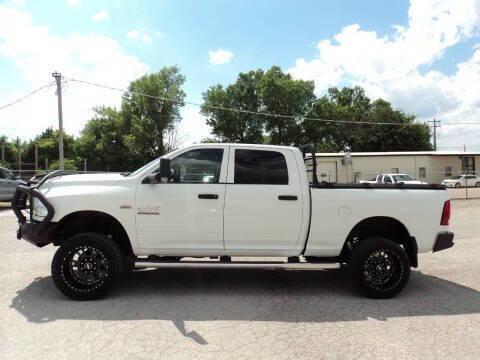 2018 RAM 2500 Tradesman 4x4 4dr Crew Cab 6.3 ft. SB Pickup
