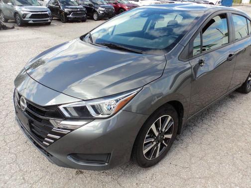 Gray 2024 Nissan Versa 1.6 S